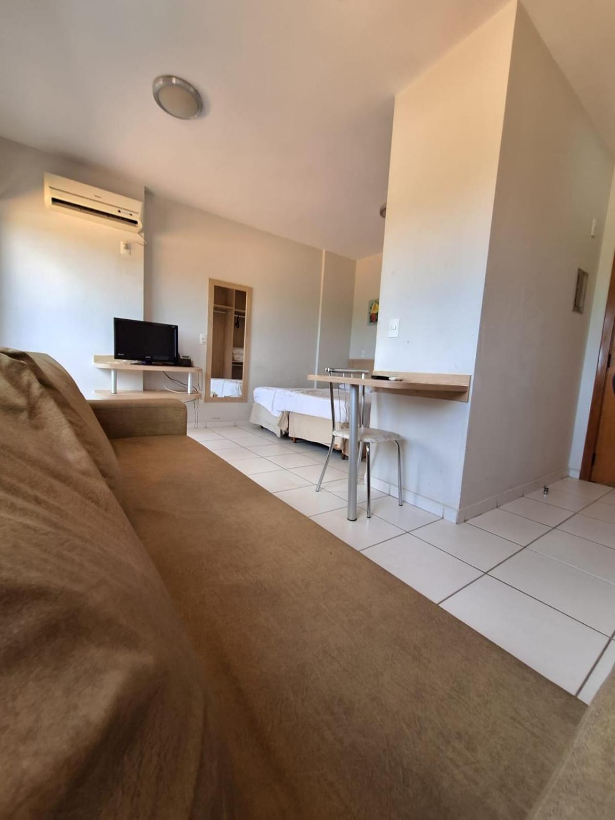 Apartamento Golden Dolphin Express - Via Club Imob Ape 304